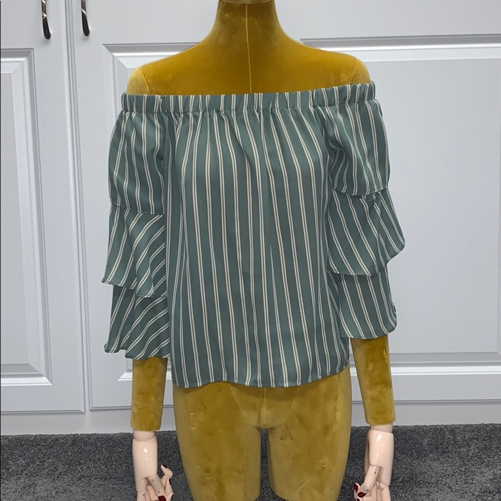 Romeo & Juliet striped off the shoulder blouse - Picture 1 of 8